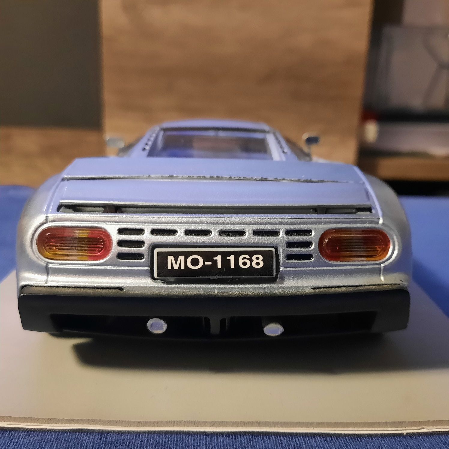 Auto Samochód Kolekcjonerski Bugatti EB 110 ANSON 1:18