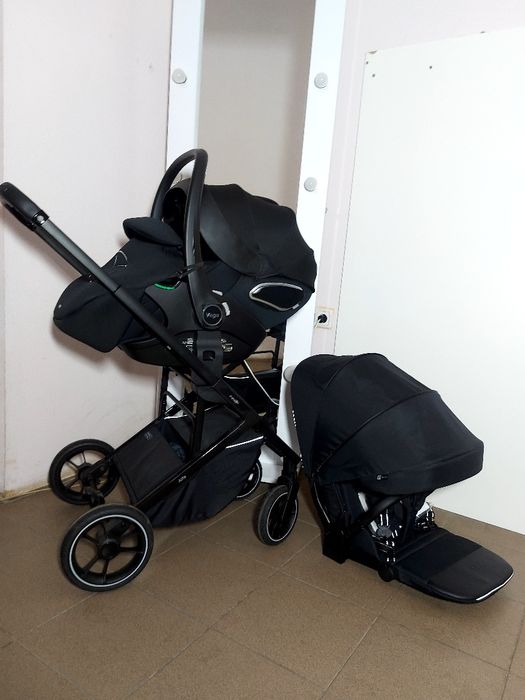 Прогулянкова коляска Carrello Alfa +автокрісло люлька CARRELLO VEGA