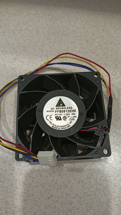 Вентилятор Delta FFB0812EHE F00