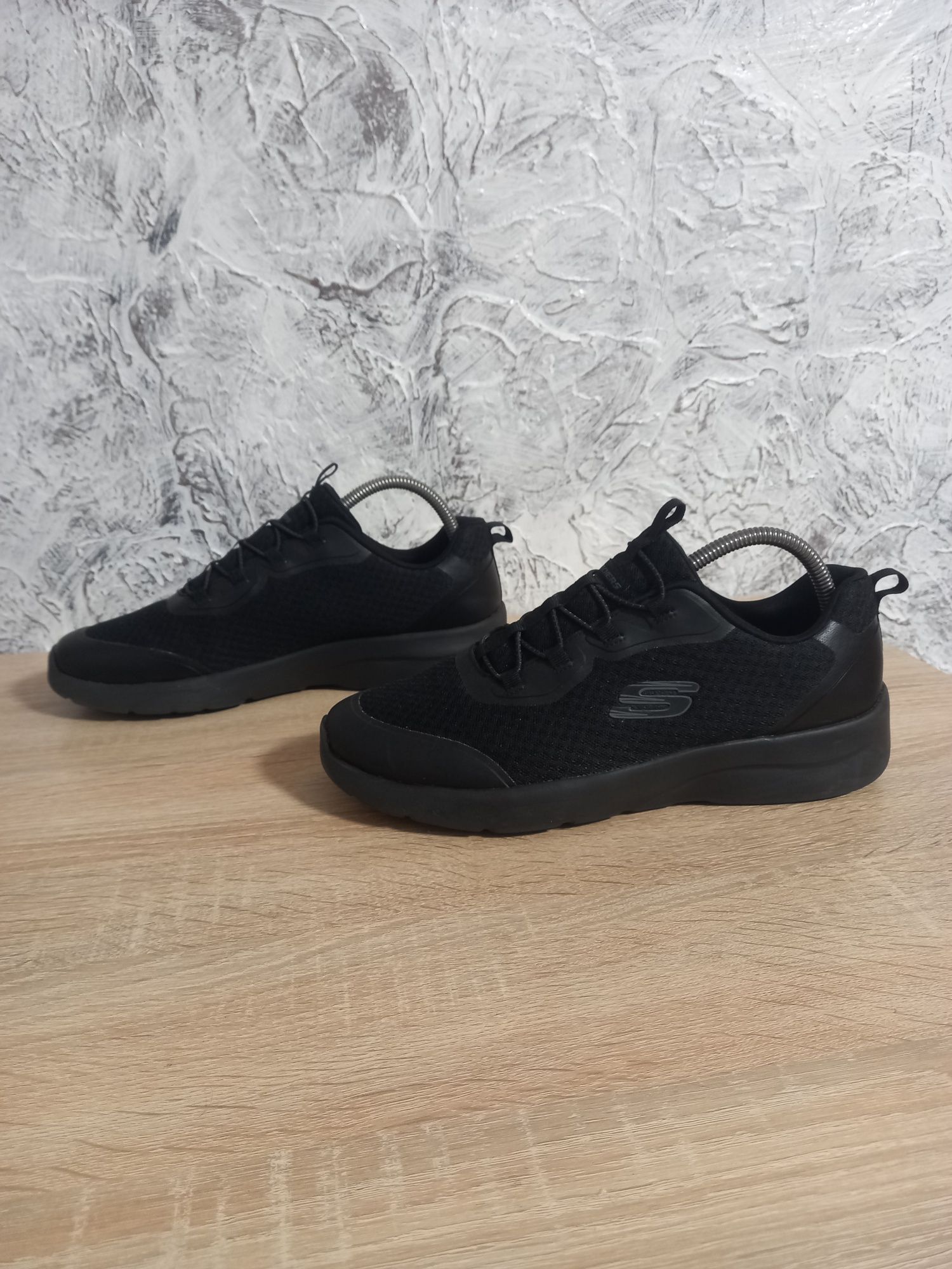 Кроссовки Skechers.40 р.оригинал