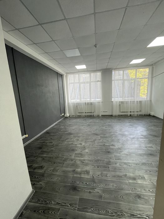 Офісні приміщення  на пр-т.Гагарина д. 181  от 10 до 200кв.м
