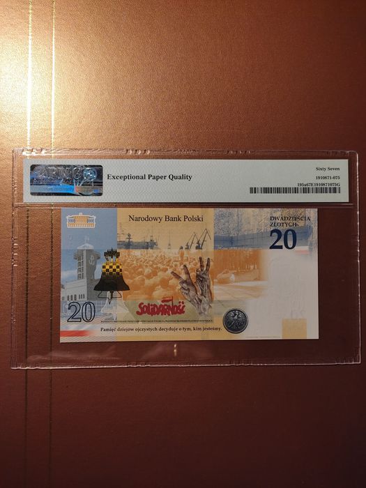 Banknot 20 zł niski numer Kaczyński PMG 67 EPQ