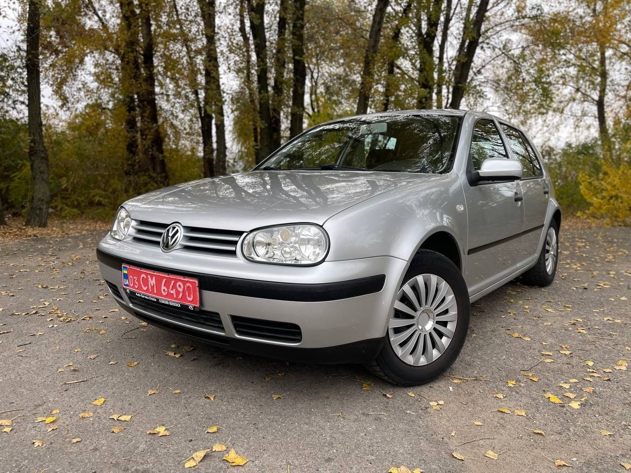 Продам Volkswagen Golf 1.4 2001