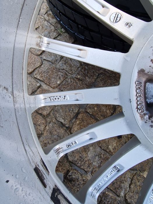 Jantes Alfa Romeo 17'' Toora 5x98