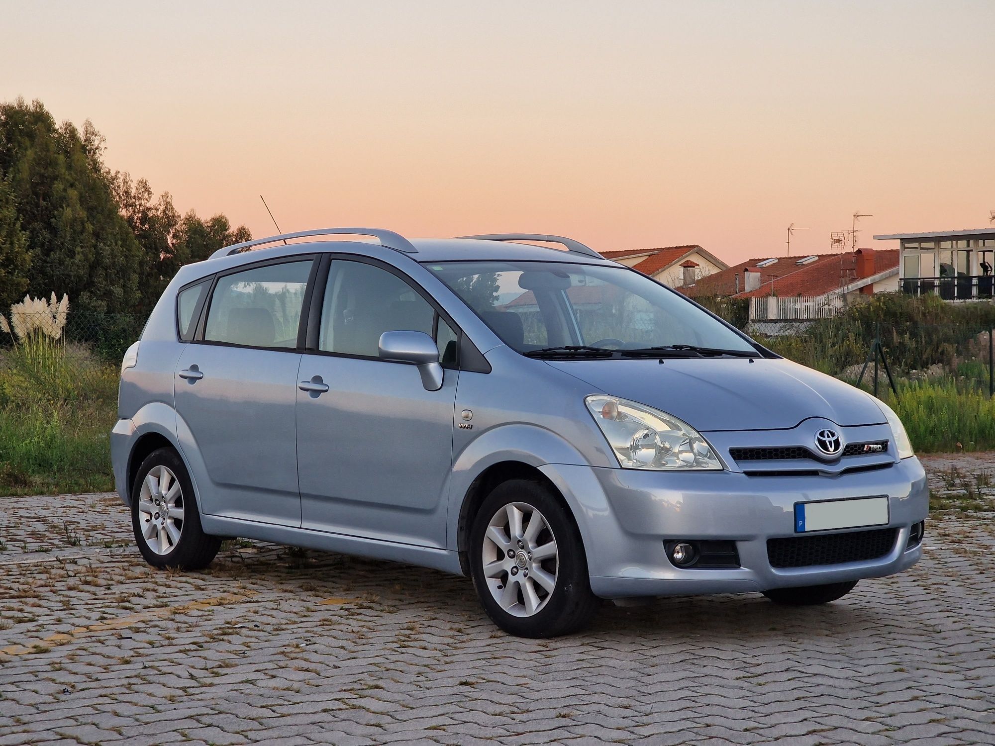 Toyota Corolla Verso GPL - 7 lugares