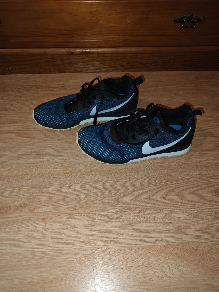 Ténis Nike azuis n44