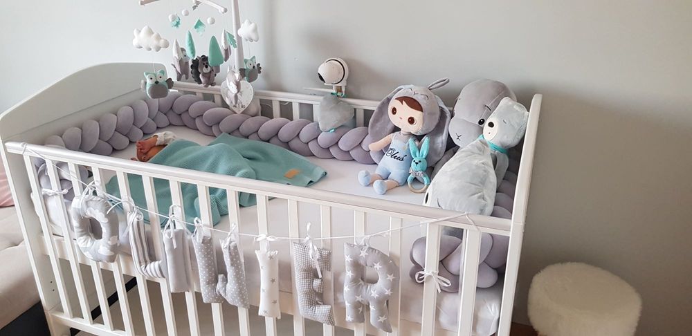 Łóżeczko niemowlęce / tapczanik dziecięcy marki Woodies