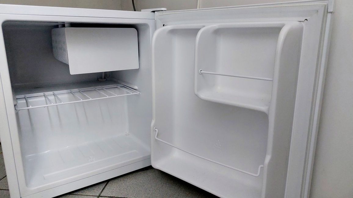 Mini Bar Orima (com garantia)