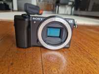 Aparat Sony Alpha a5100 (ILCE-5100) + futerał Sony – stan jak nowy