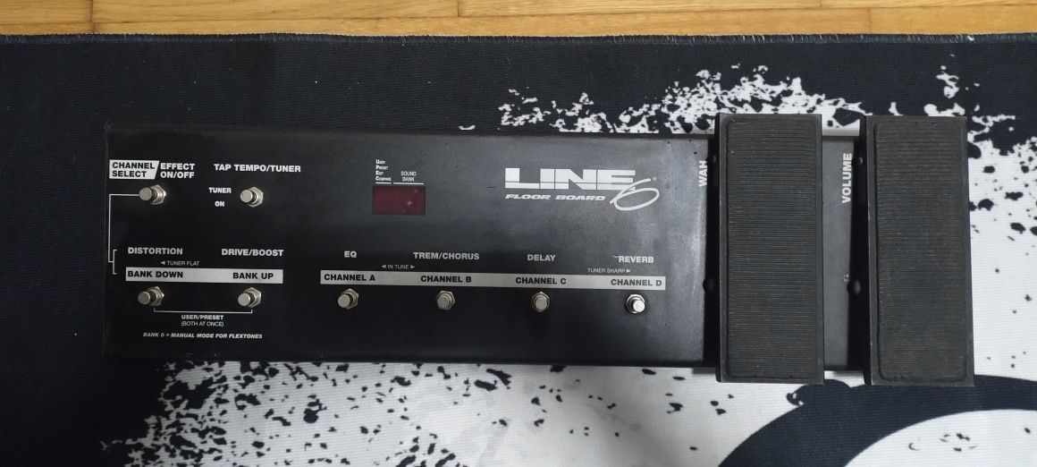 Line 6 Pod Pro + Floorboard