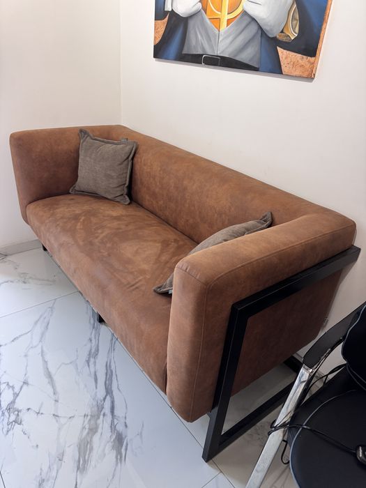 Диван Loft вживаний