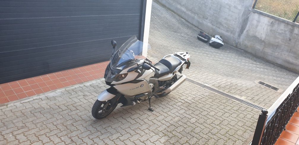 Moto BMW k1600 de 164 cavalos