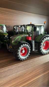 Fendt 724 Vario Schuco 1:32