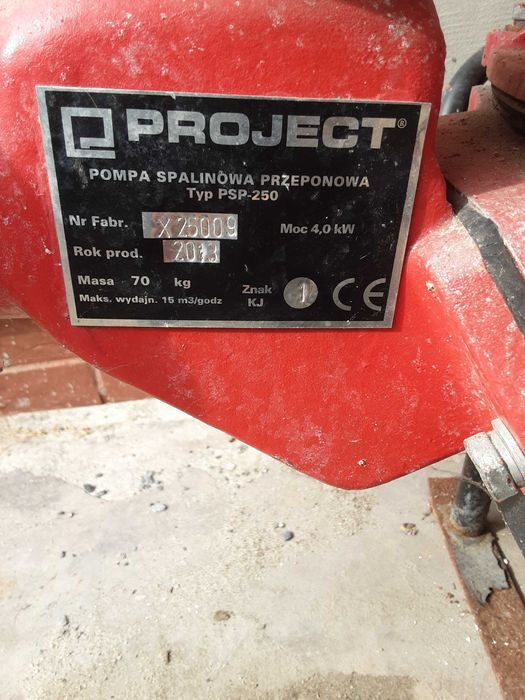 Pompa spalinowa przeponowa w pełni sprawna gotowa do transportu
