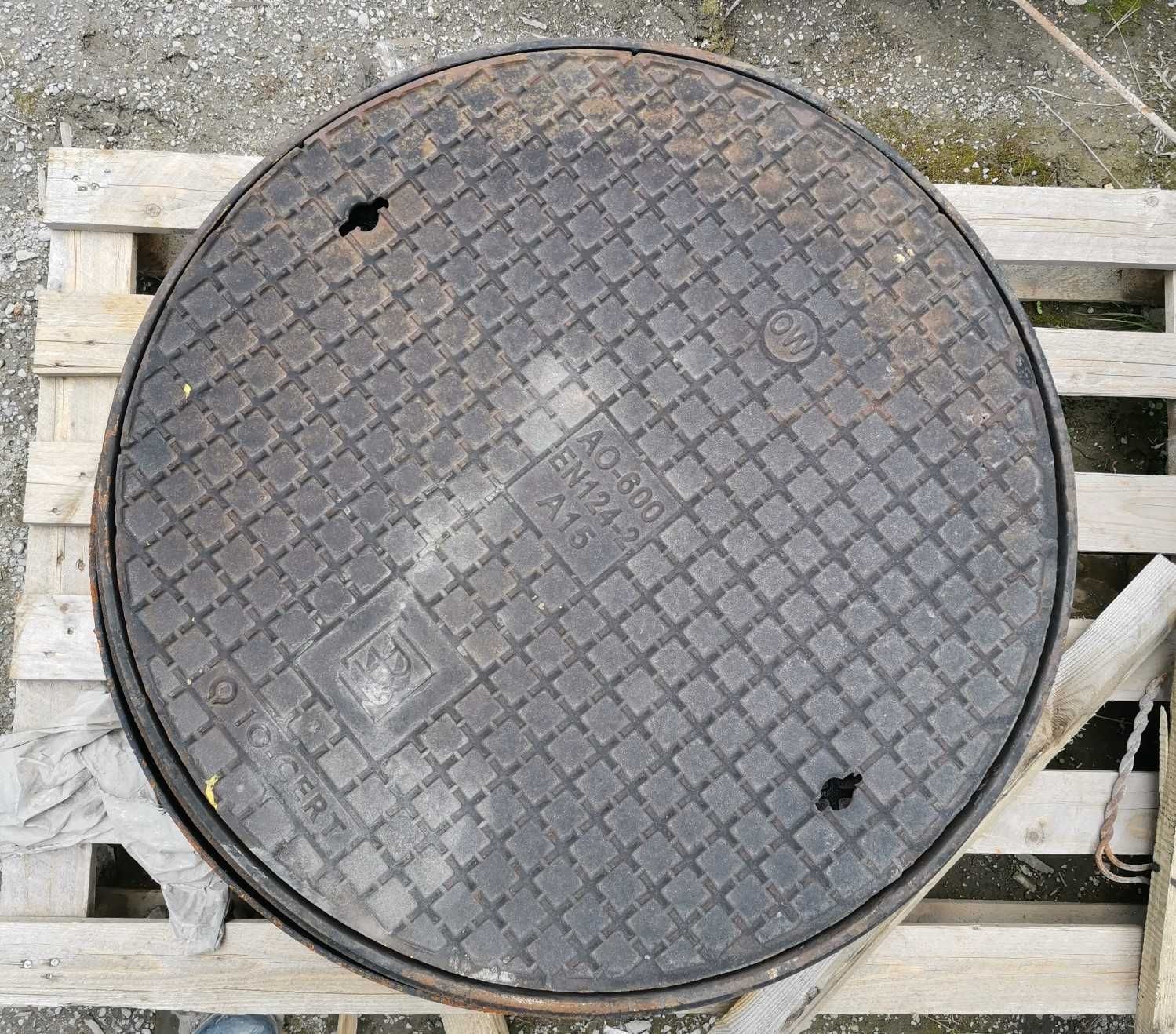 właz kompozytowy do studni fi 600 pokrywa szamba dekiel