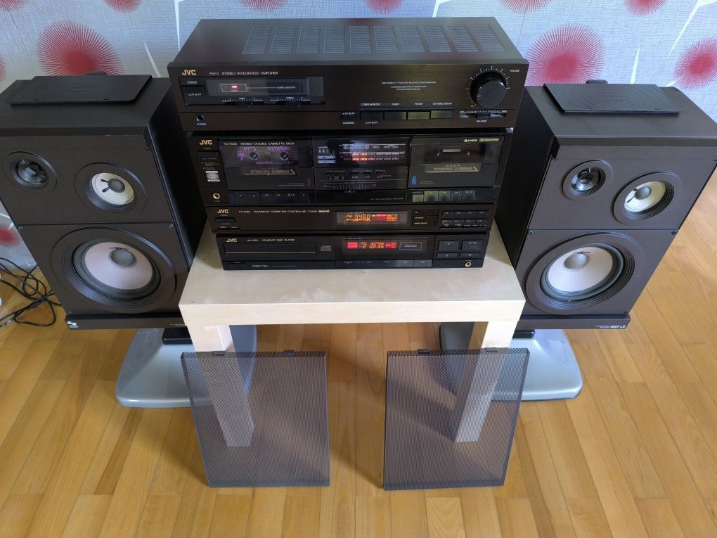 Zestow audio JVC z kolumnami