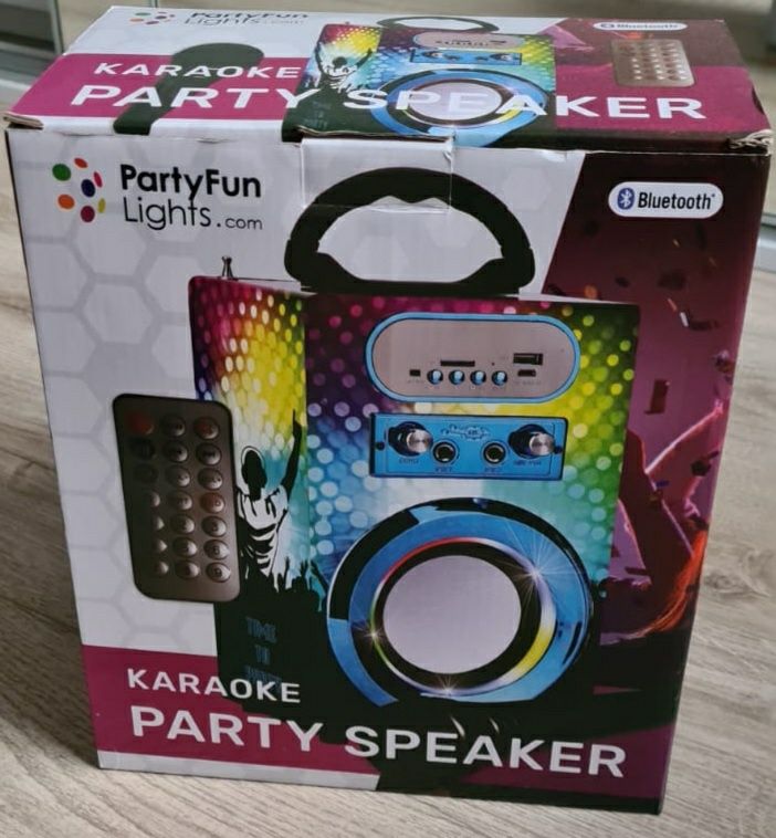 Karaoke PartyFun Lights.com pilot, mikrofon , radio, bluetooth