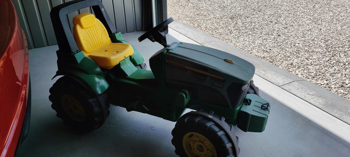 Traktorek Peg Perego