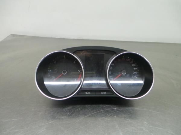 Quadrante / painel de instrumentos VOLKSWAGEN Polo (6R, 6C)