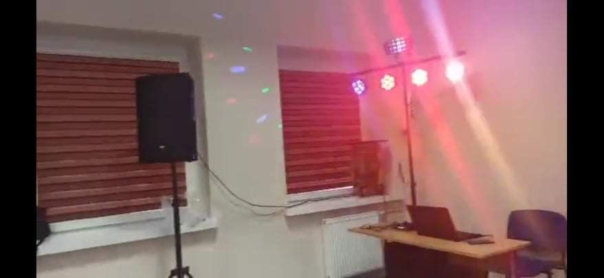 wynajem nagłośnienia i oświetlenia na imprezy dj kolumny, głośniki