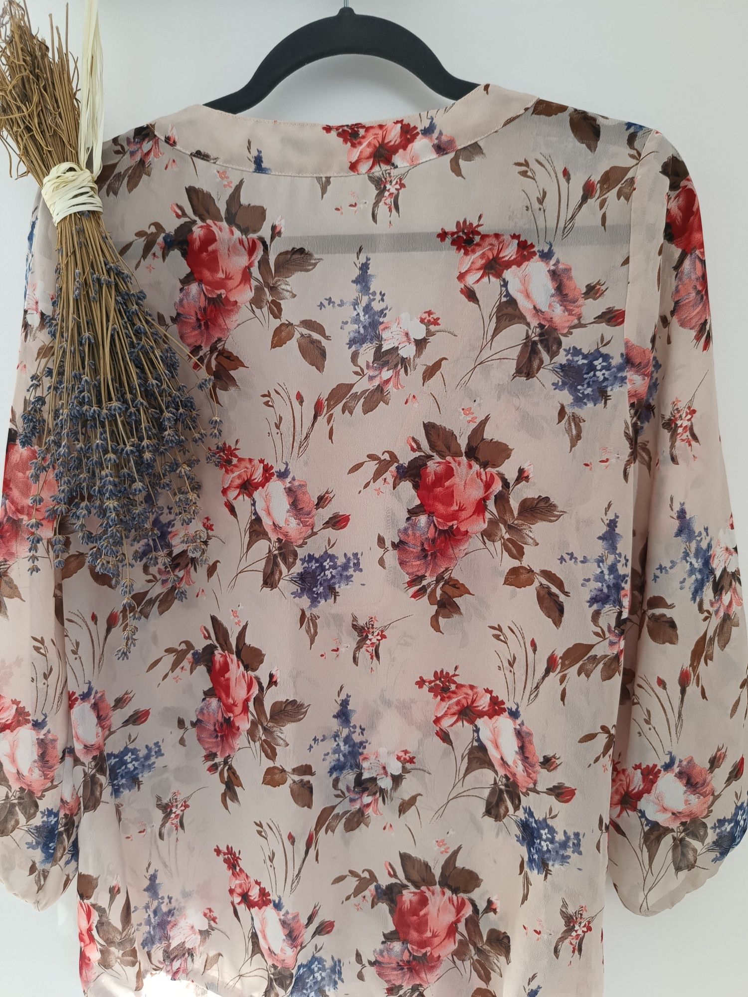 Piękna bluzka koszulowa w kwiaty Colloseum L