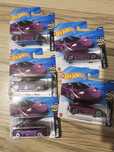 Sprzedam bugatti 5szt hot wheels
