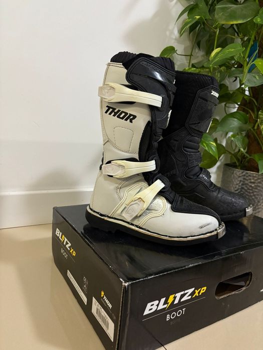 Buty cross Thor r.36