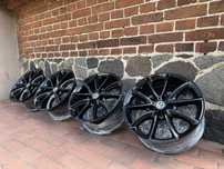 Alufelgi 5x100 17 VW Polo Golf Skoda czarny połysk letnie lato