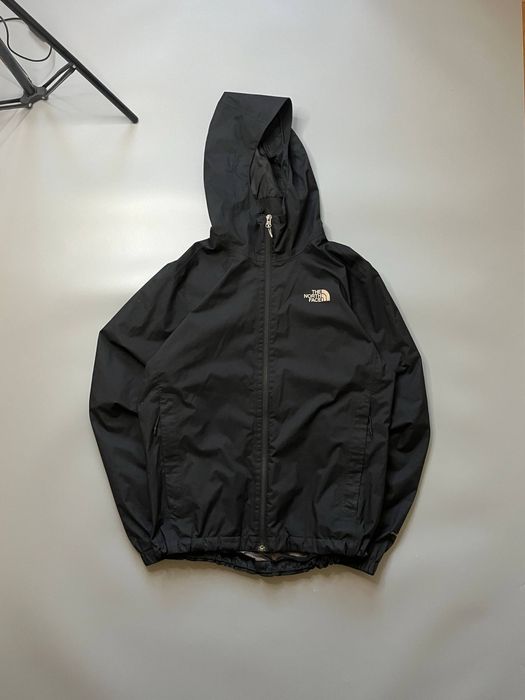 Трекінгова вітровка від The North Face DryVent