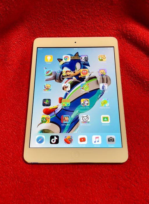 Планшет IPad Mini