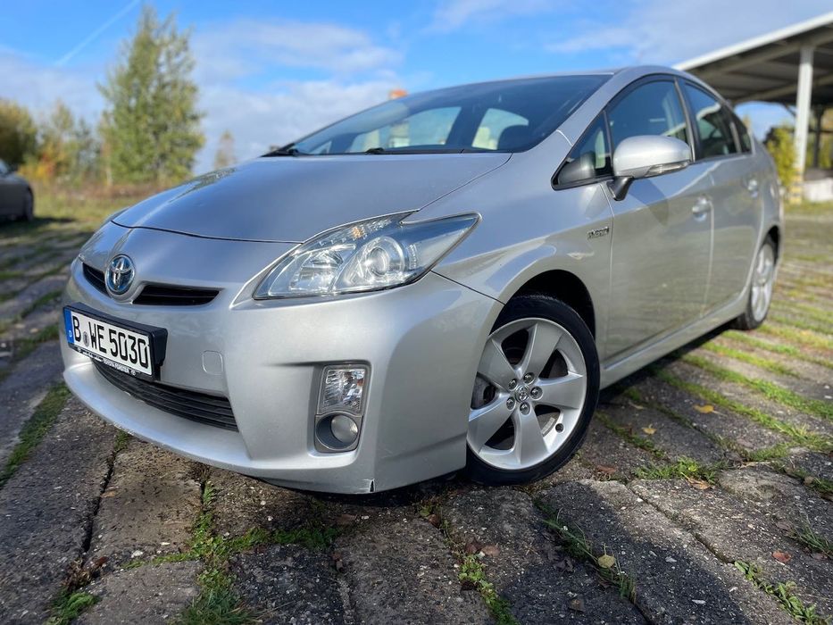 Toyota PRIUS hybrid * 2010 * z Niemiec  * super stan