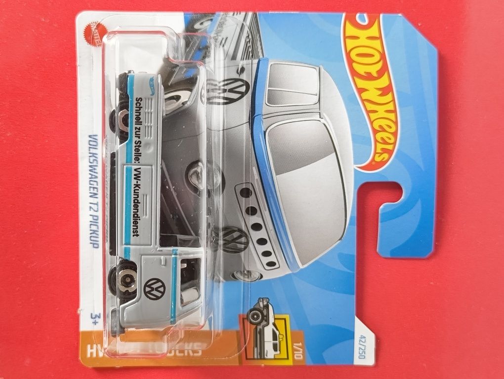 Hot Wheels kool Kombi, T2 , Baja Bug TH