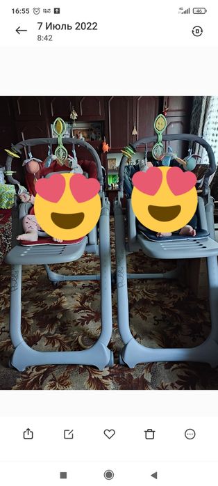 Продам стільчики для годування Chicco червоний, синій