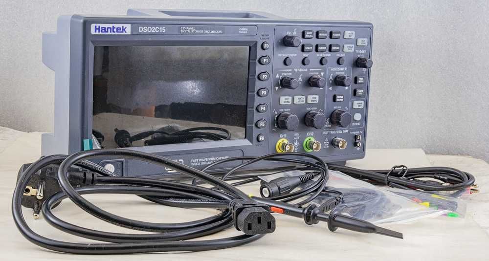 Осциллограф HANTEK DSO2C15, двухлучевой, цифровой, 150 МГц, бонус.