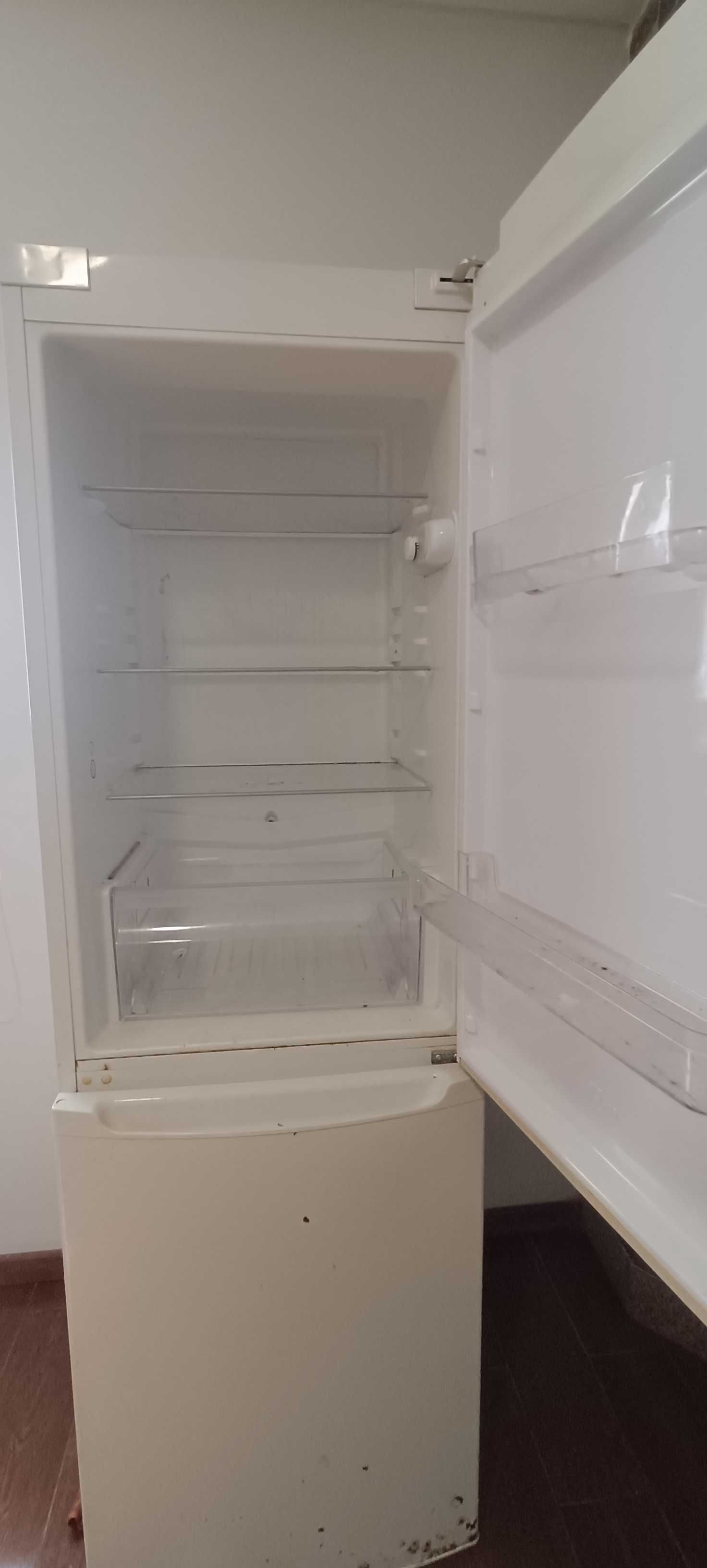 Vendo frigorífico WHIRLPOOL