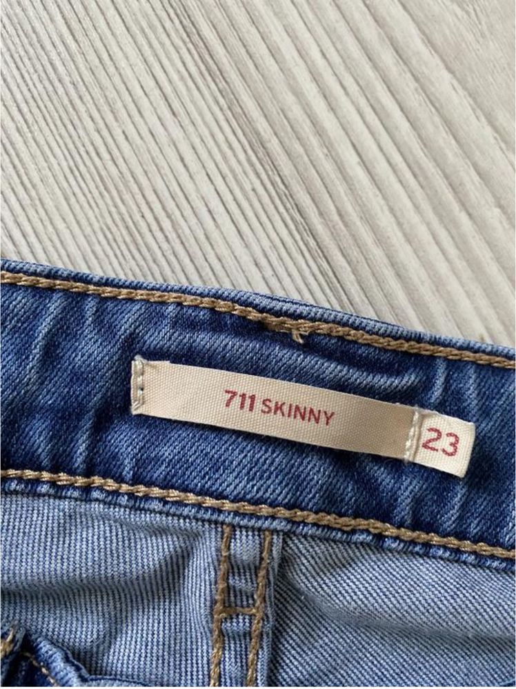 Джинси скіні Levi's 711 Bayan Jeans Skınny