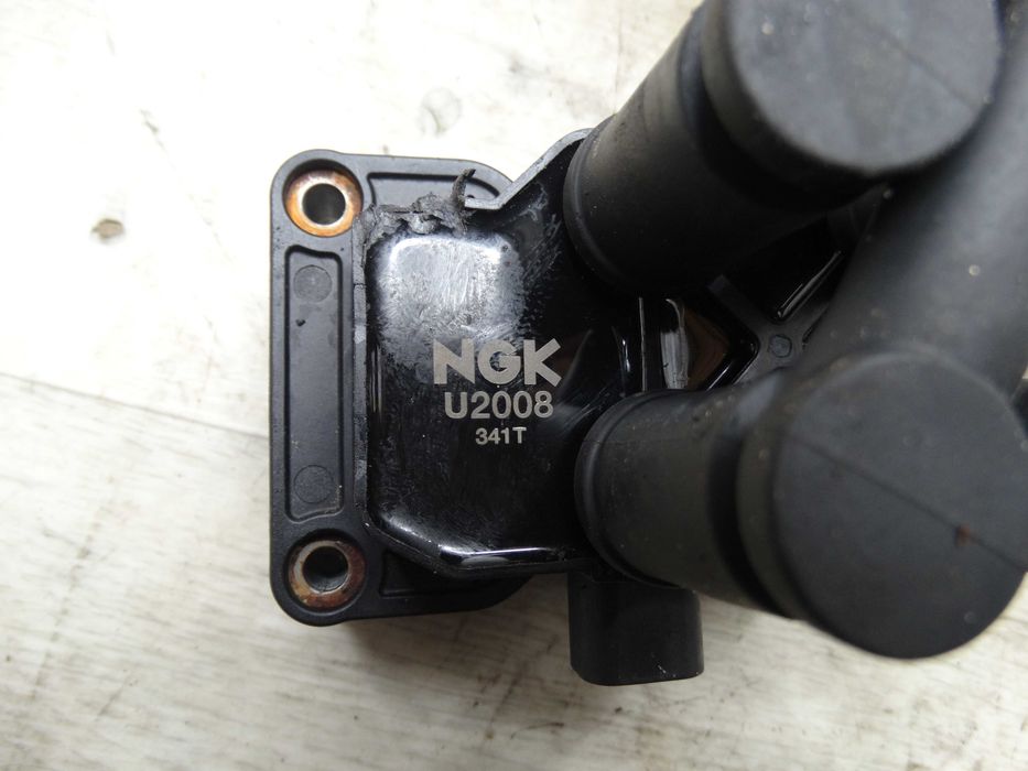 Котушка запалювання Ford C-max/Fiesta/Focus/Mondeo 1.6-2.0 U2008