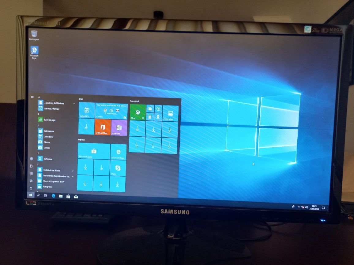 (PC)  computador ( INTEL) e Monitor SAMNSUNG LED