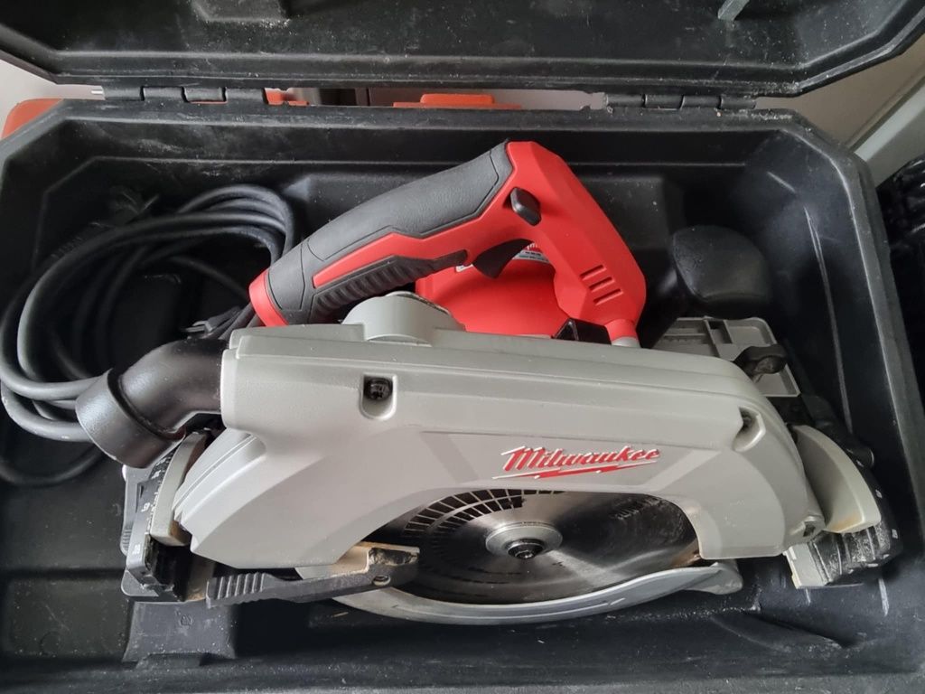 Milwaukee CS 85 CBE stan jak nowy