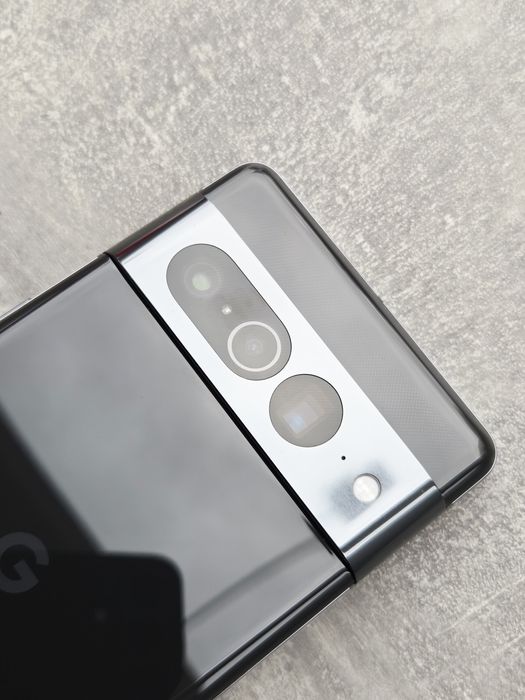 Google Pixel 7 PRO 12/128GB Obsidian. Глобальна версія