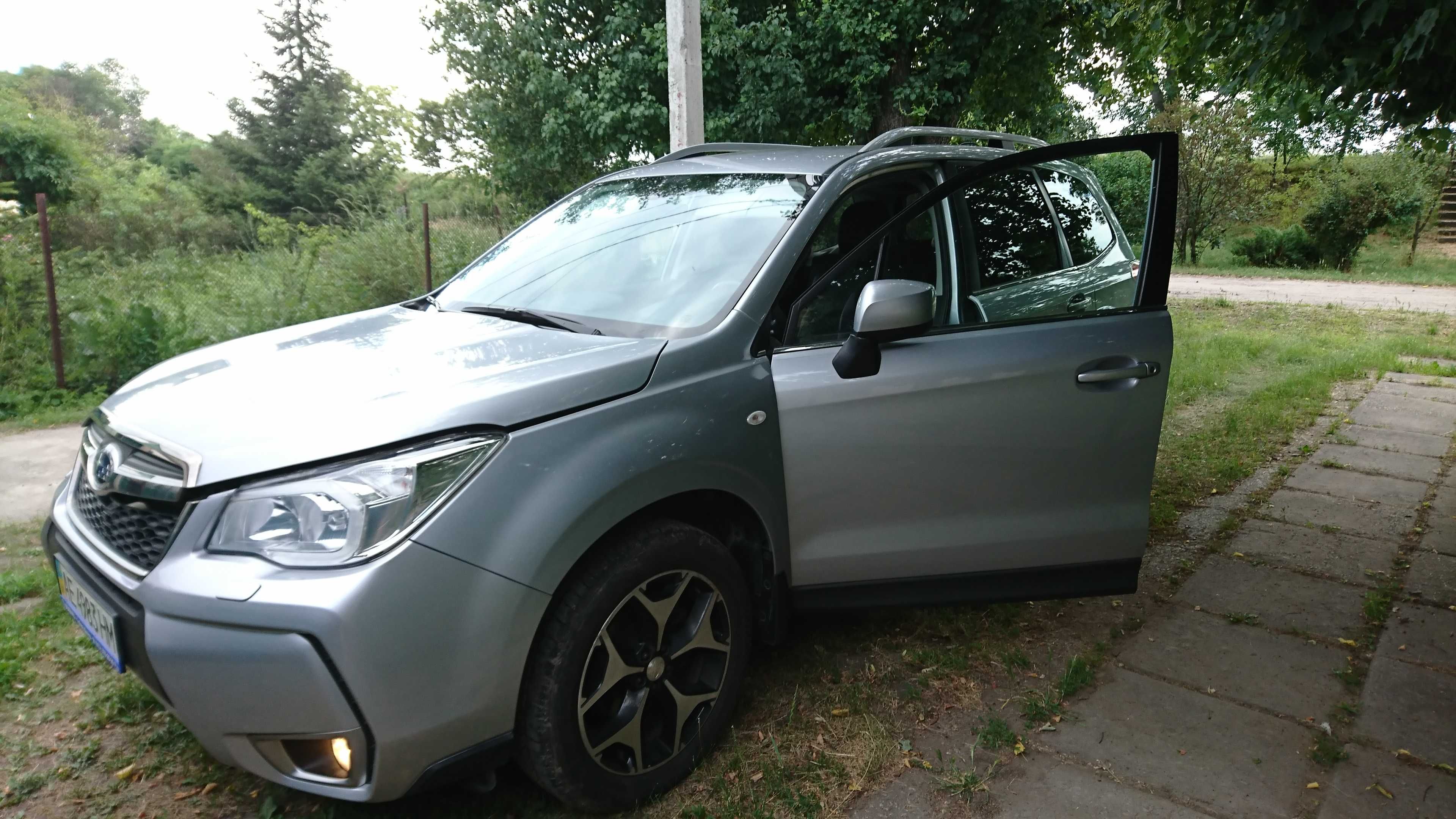 автомобиль Subaru Forester пробег 19 тыс.км  IV поколение