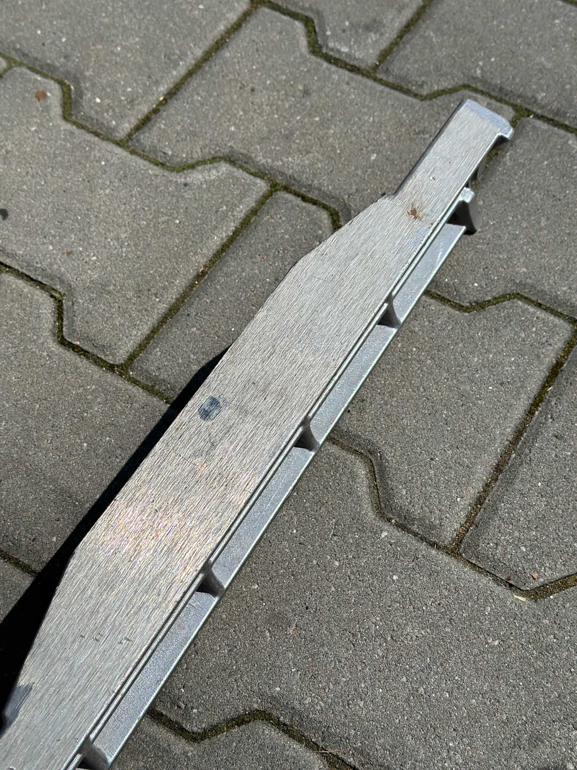 A328. Ustawiacz noży w grubościówce 490 mm