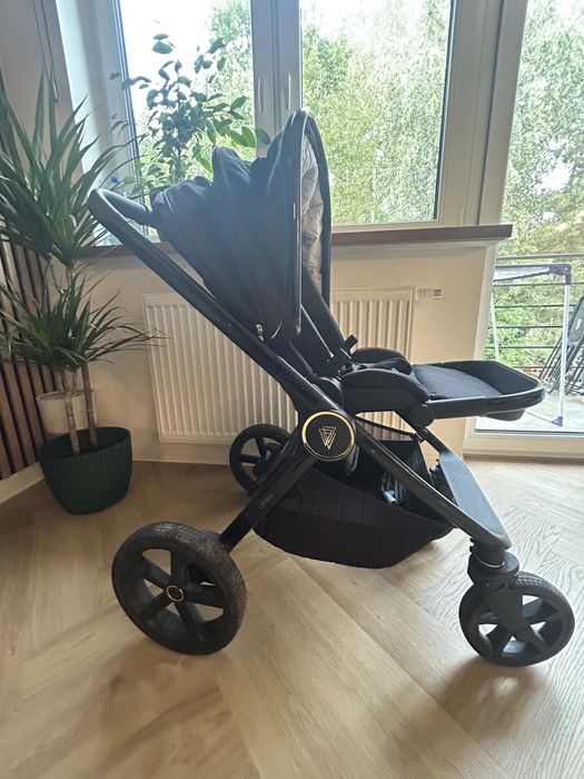 Venicci Tinum Upline 2w1 All Black — stan dobry, komplet + adaptery