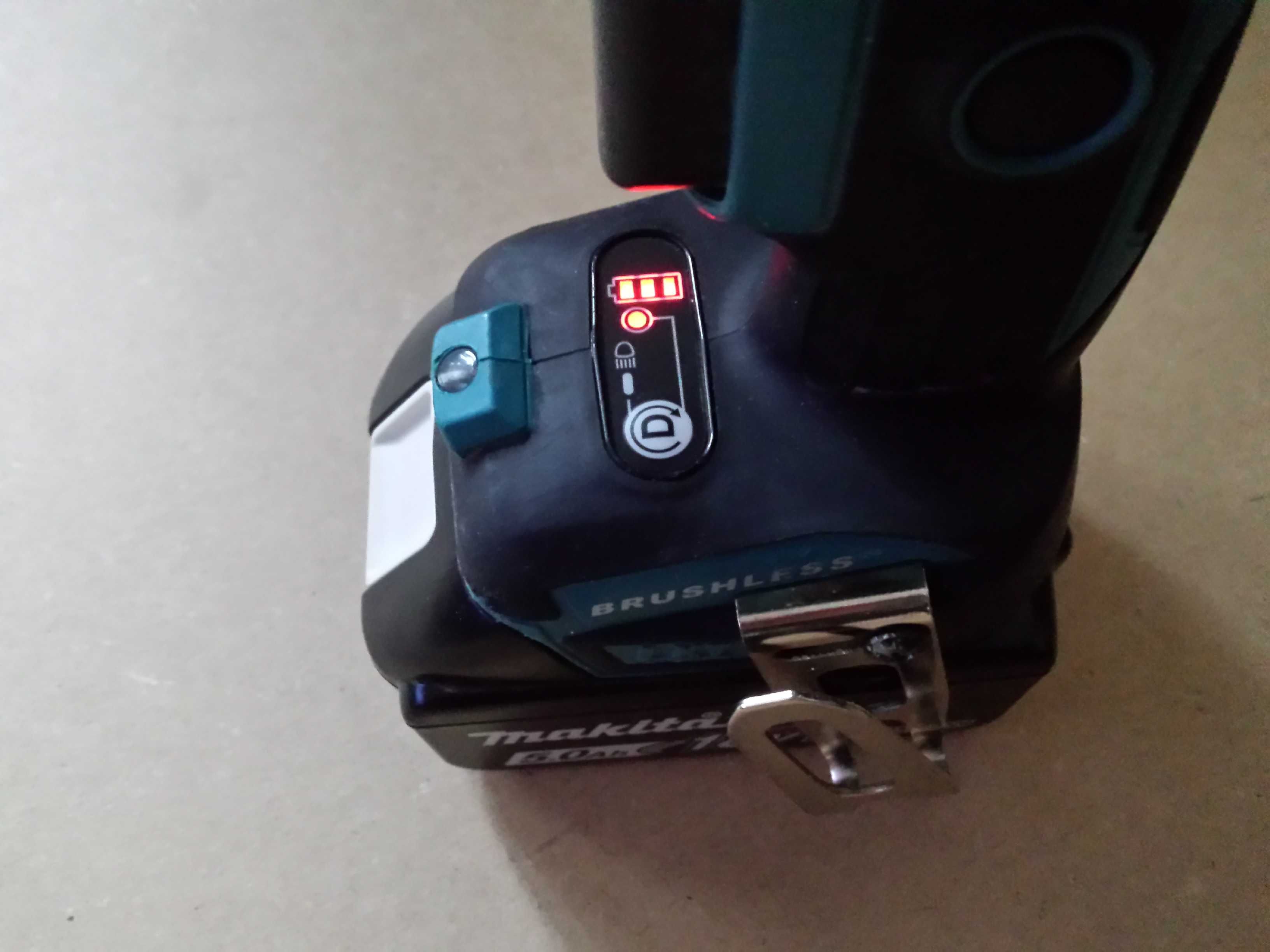 Makita DFS452 18V LXT wkrętarka do płyt karton gips regips, LED, BLDC