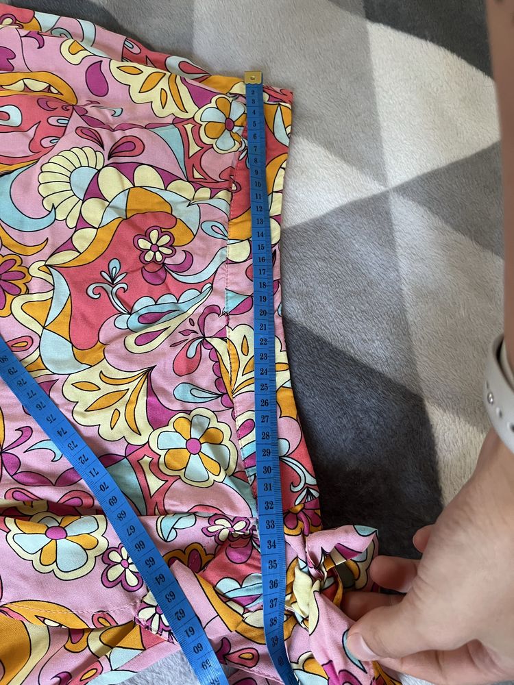 letnia zwiewna spódniczka spódnica w kolorowe wzorki