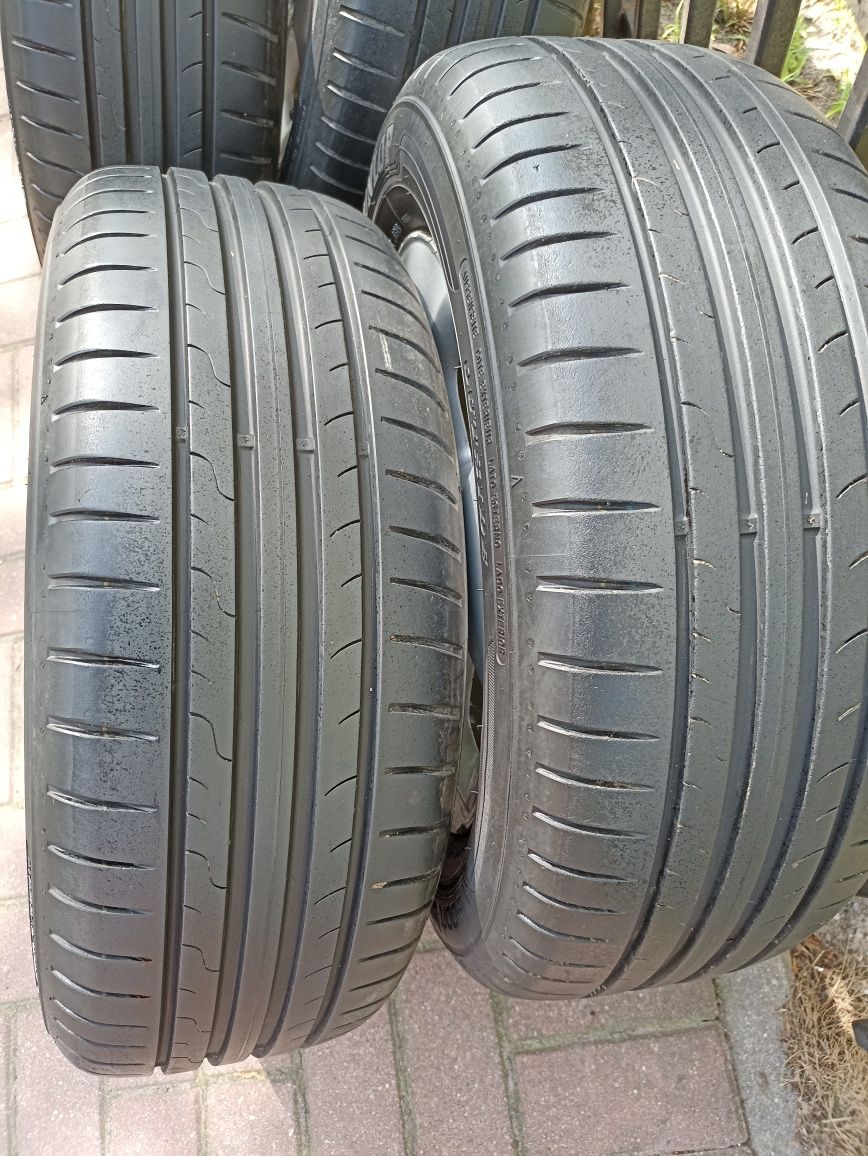 Opony letnie Dunlop  Outside na felgach aluminiowych 205/60/R15