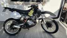 Honda CRM 50 mais capacete