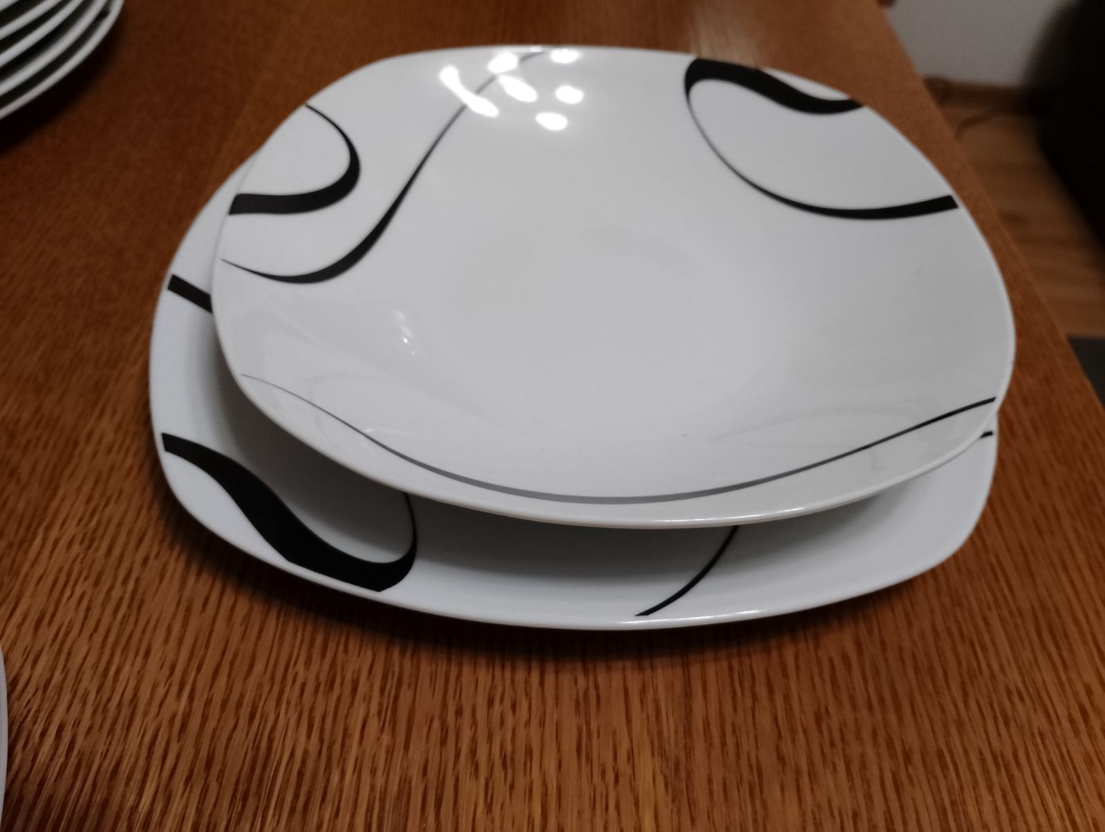 Serwis stołowy 41 elementow porcelana Galaxy