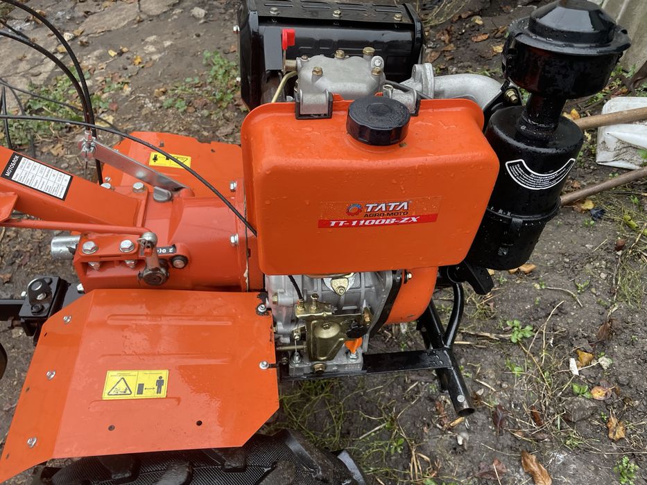 Продаю мотоблок дизельний на 9 лс