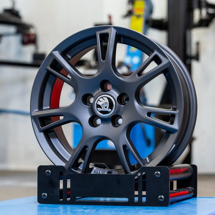 NOWE ORYGINALNE Felgi aluminiowe 15"  Skoda Fabia Rapid Scala Roomster